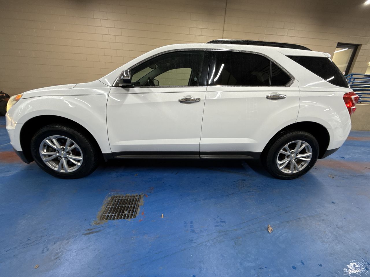 2016 Chevrolet Equinox LT's photo