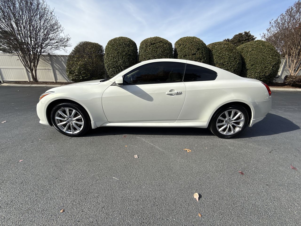 2013 INFINITI G Coupe 37x's photo