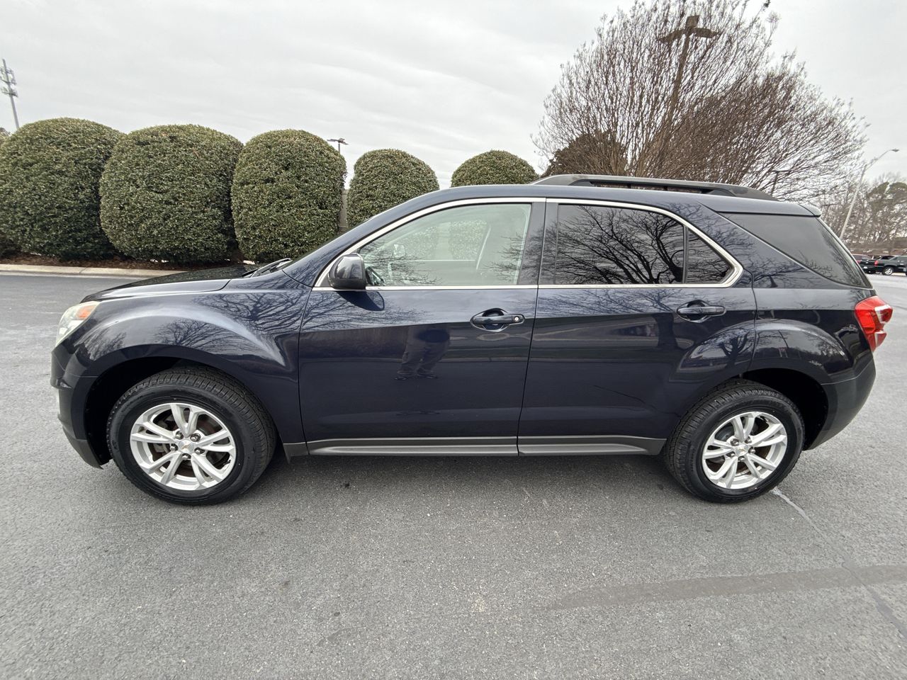 2016 Chevrolet Equinox LT's photo