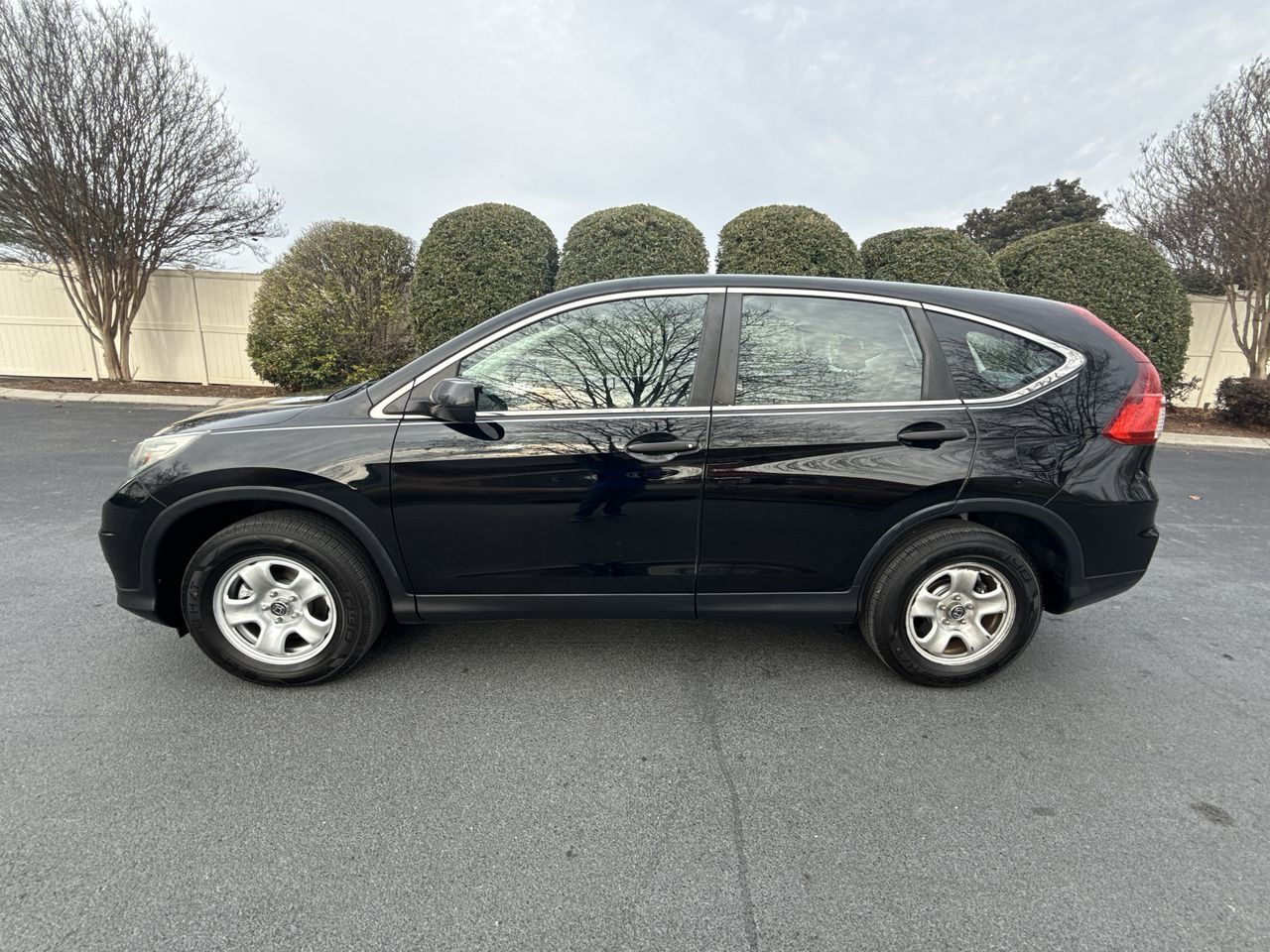 2016 Honda CR-V LX's photo