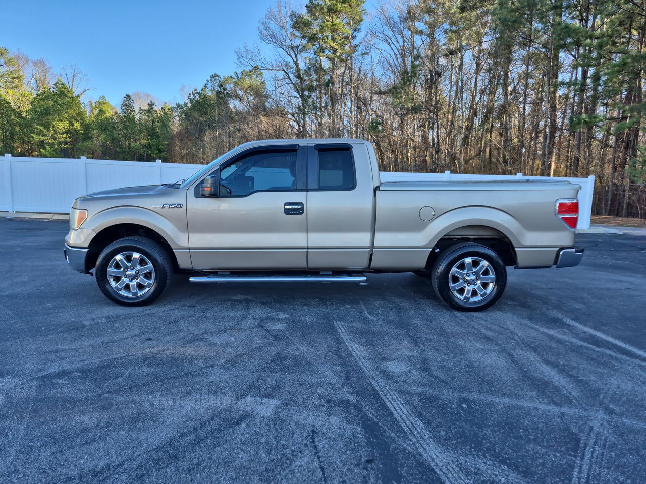 2013 Ford F-150 XLT's photo