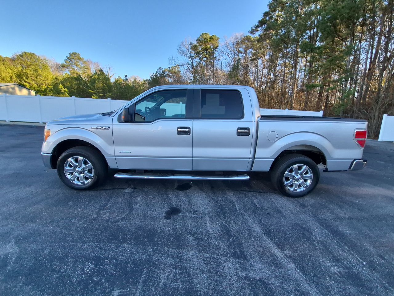 2013 Ford F-150 XLT's photo