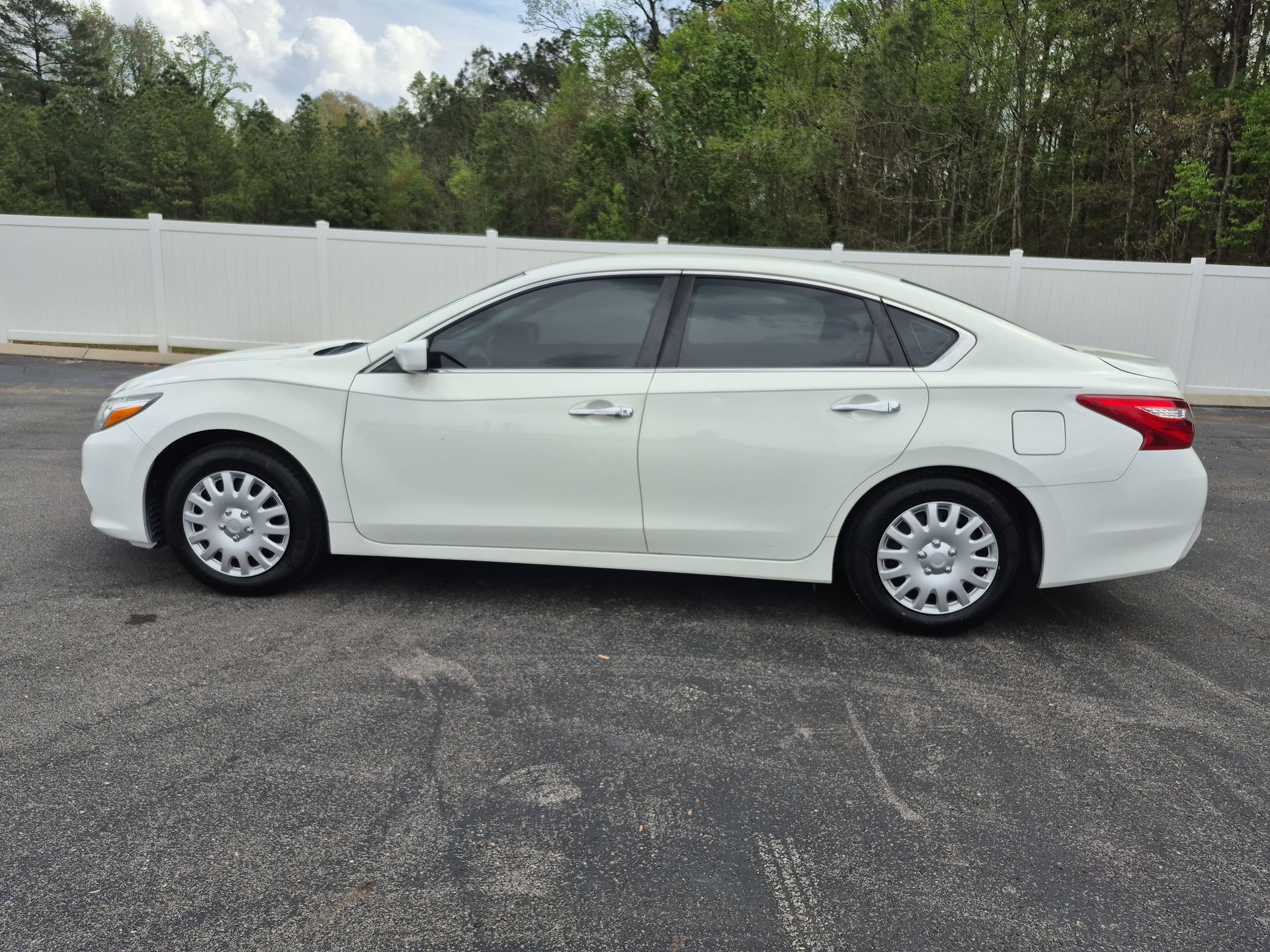 2017 Nissan Altima 2.5 S's photo