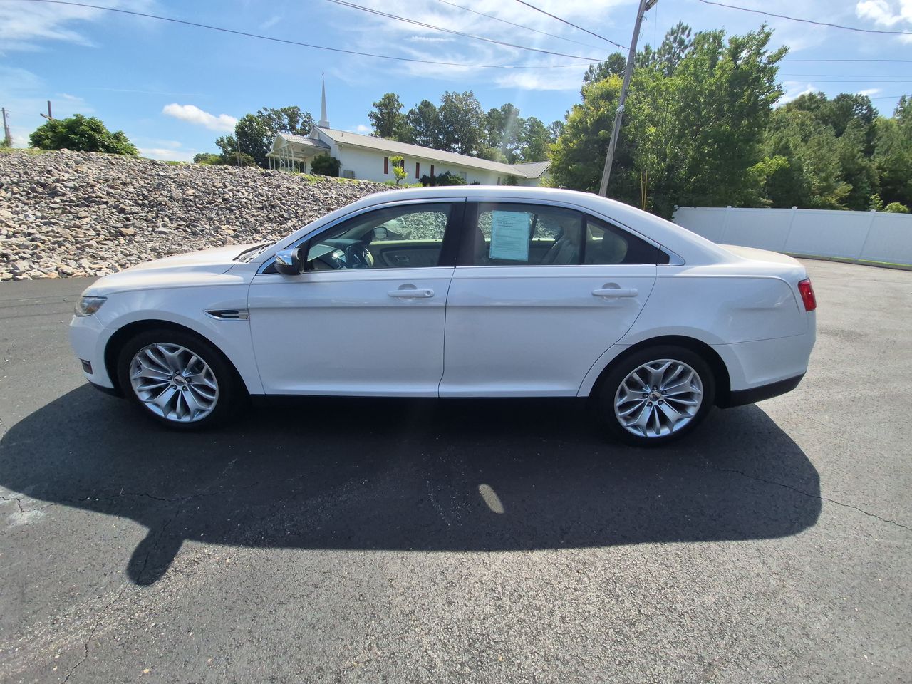2018 Ford Taurus Limited FWD's photo