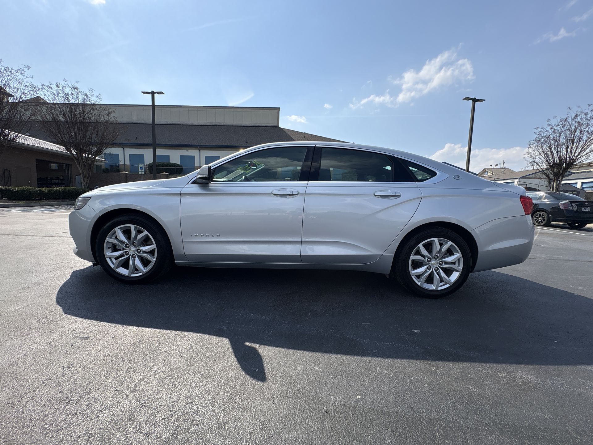 2019 Chevrolet Impala 1LT's photo