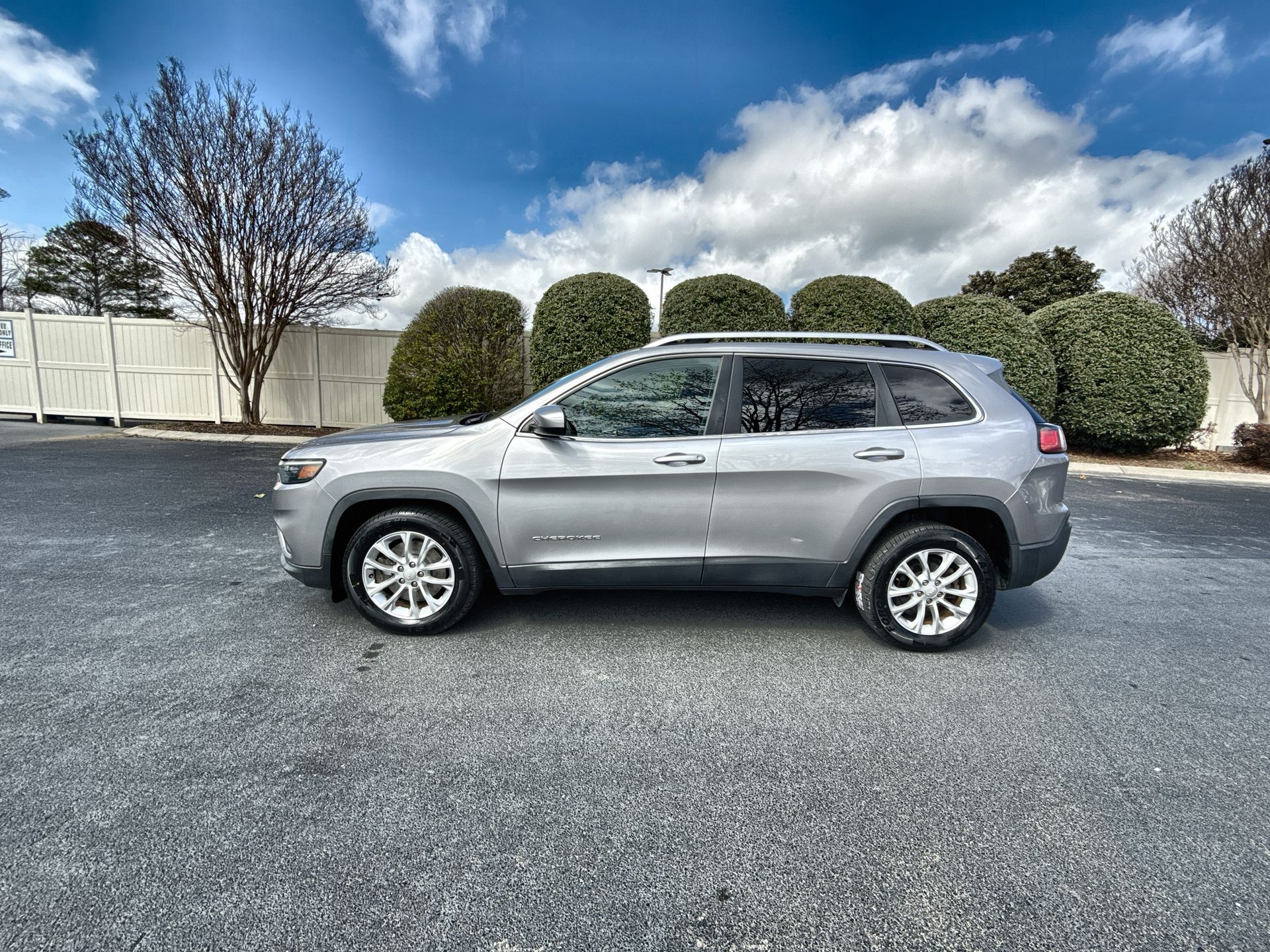 2019 Jeep Cherokee Latitude's photo