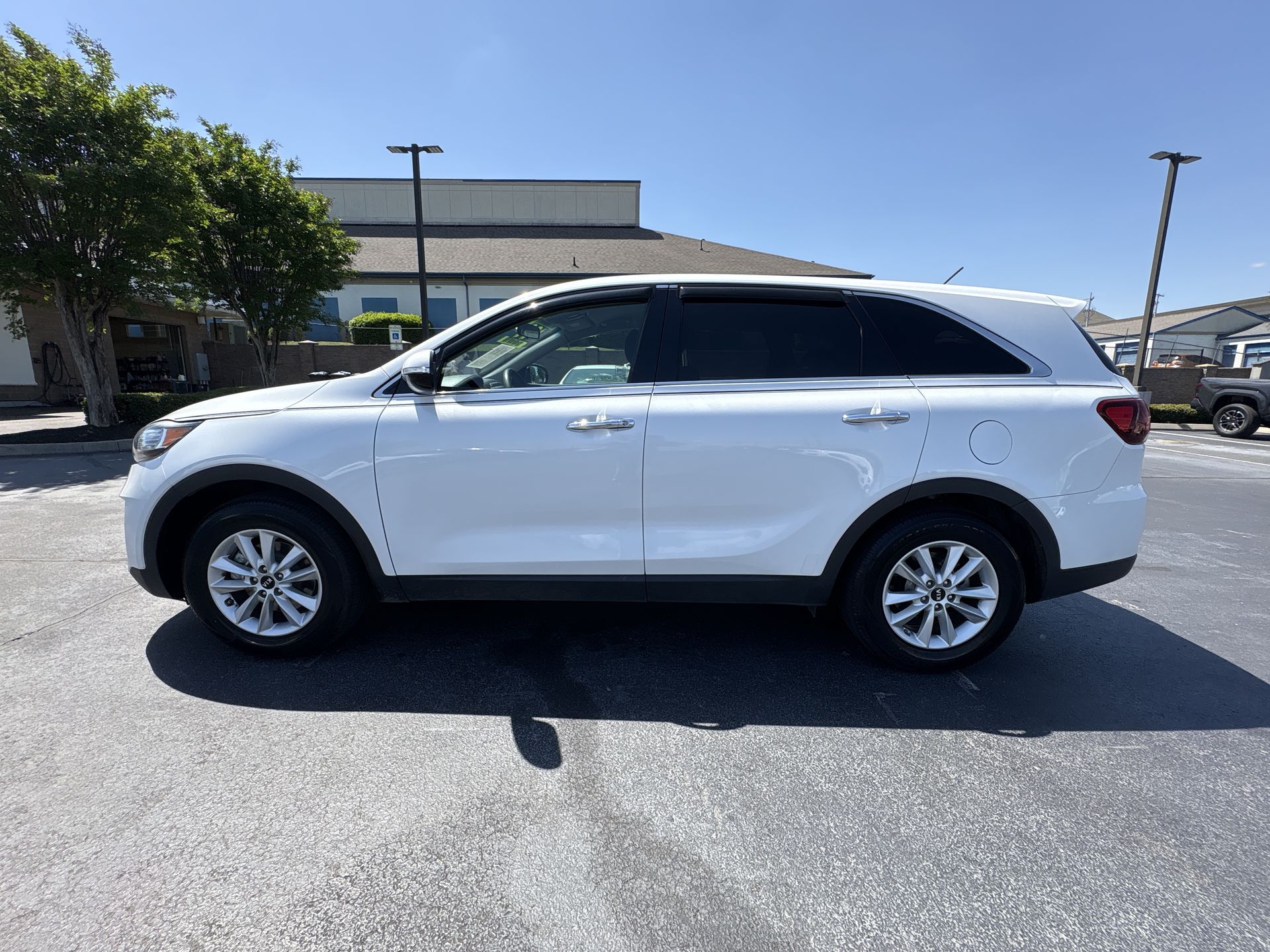 2019 Kia Sorento L AT's photo