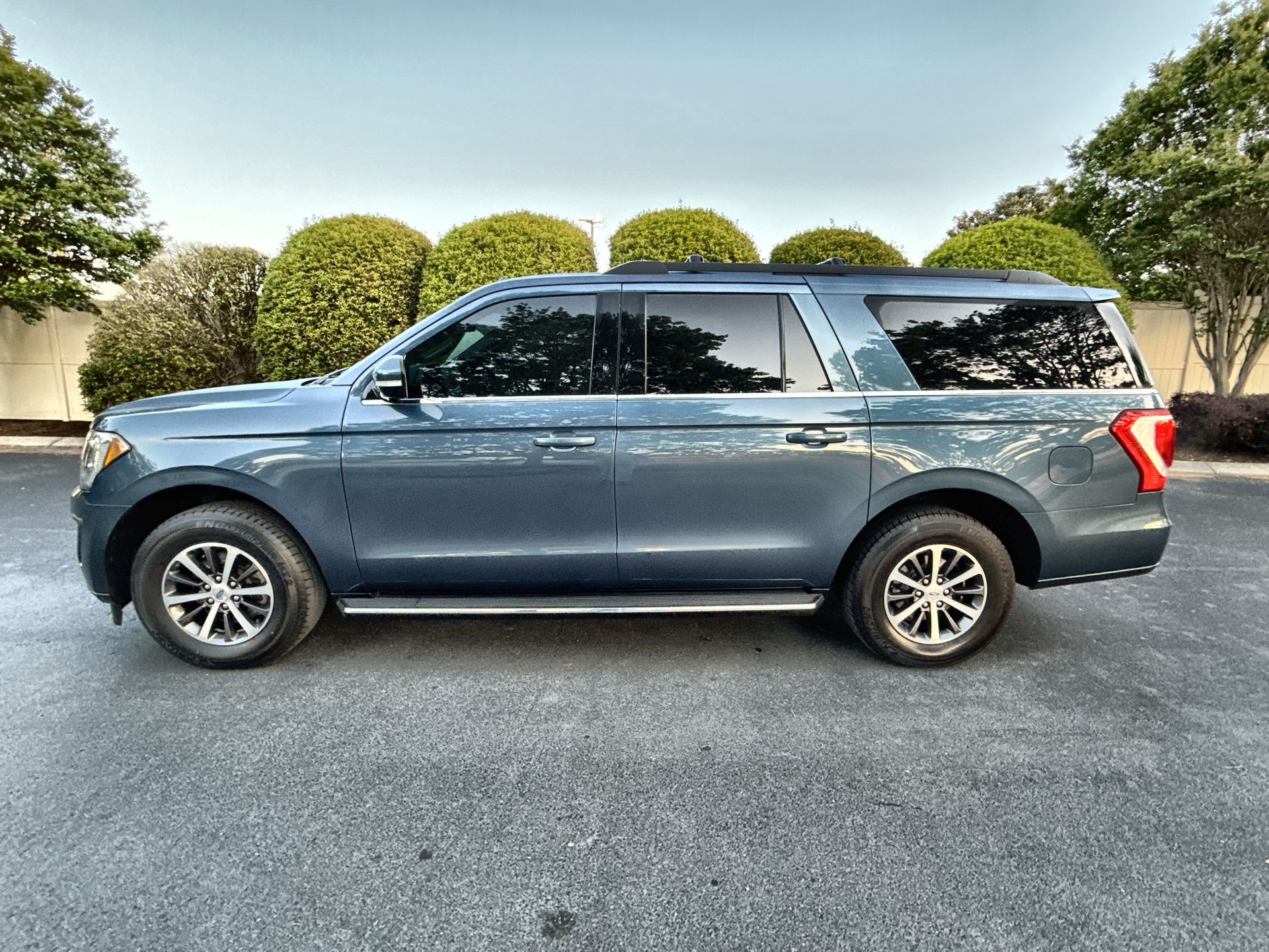 2018 Ford Expedition XLT MAX 4x4's photo