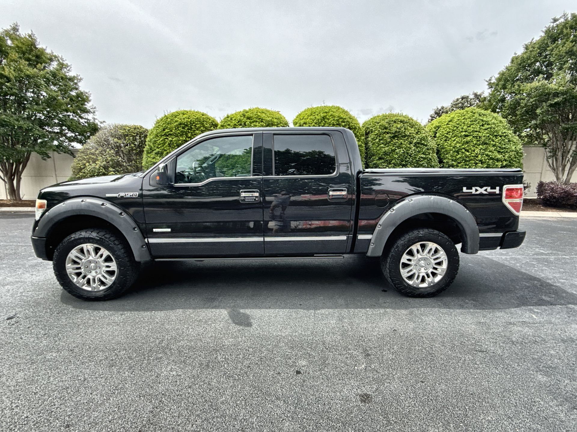 2013 Ford F-150 Platinum 4x4 SuperCrew 157-in's photo