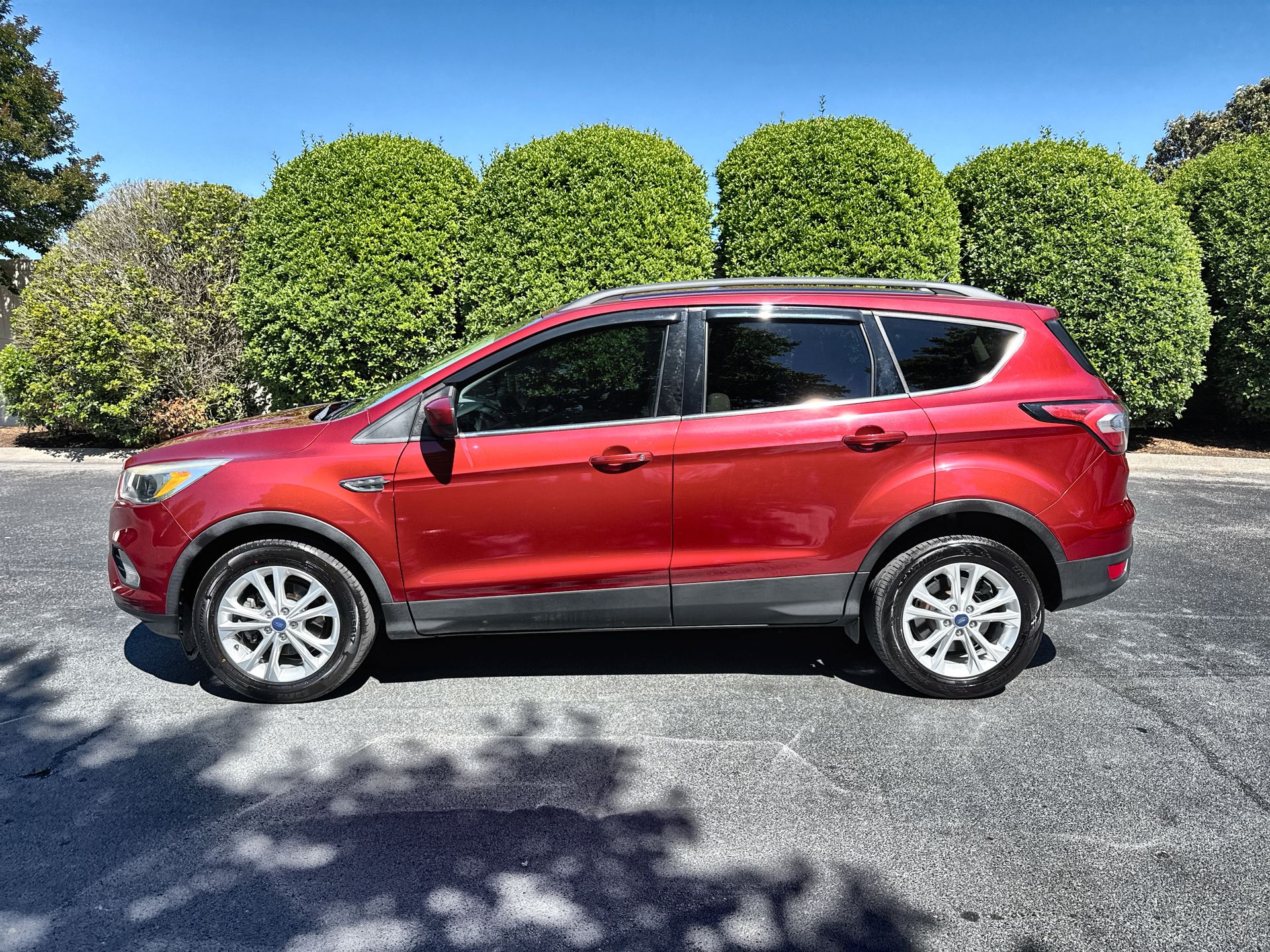 2018 Ford Escape SE's photo