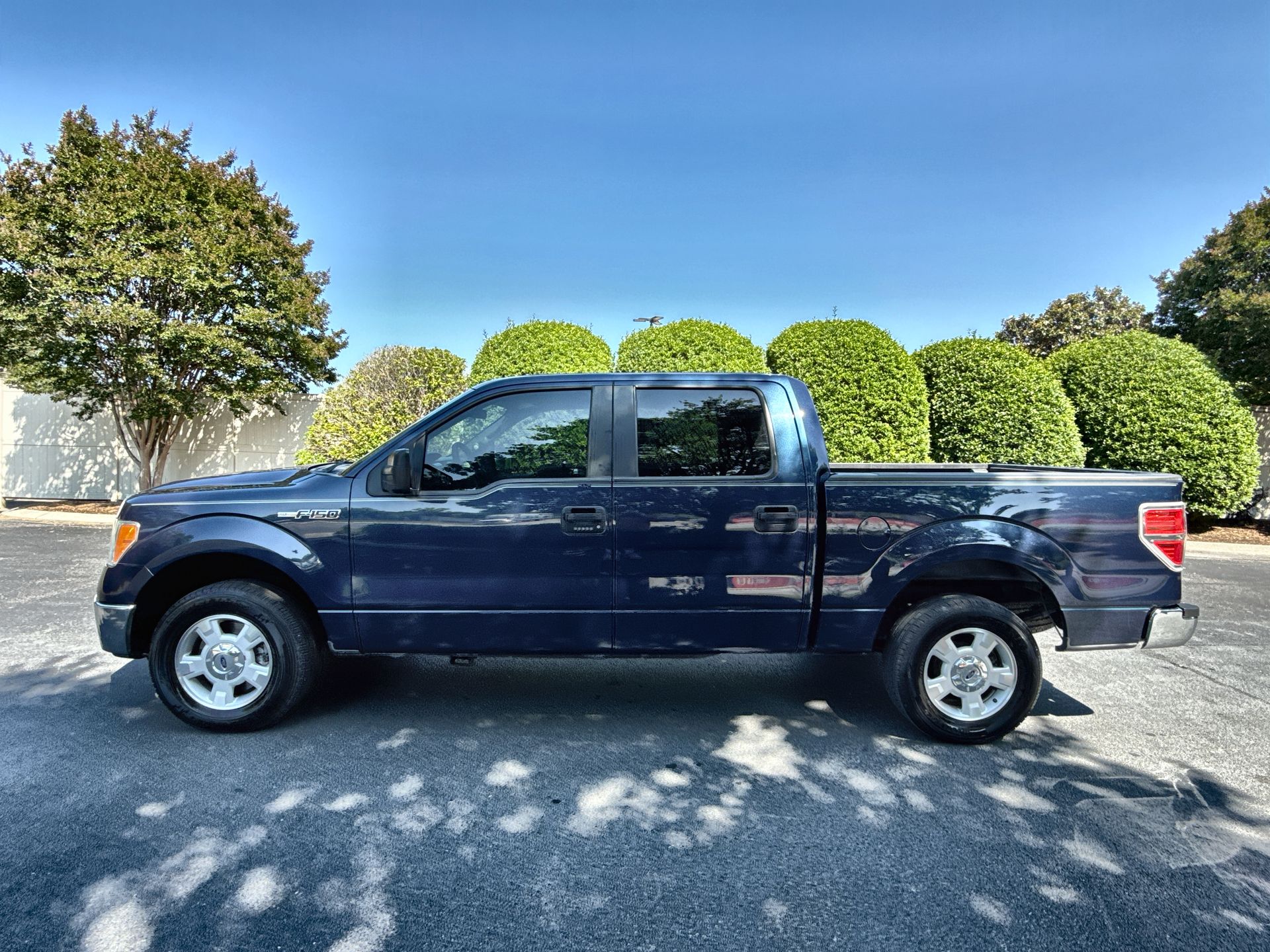 2014 Ford F-150 XLT SuperCrew 145-in's photo