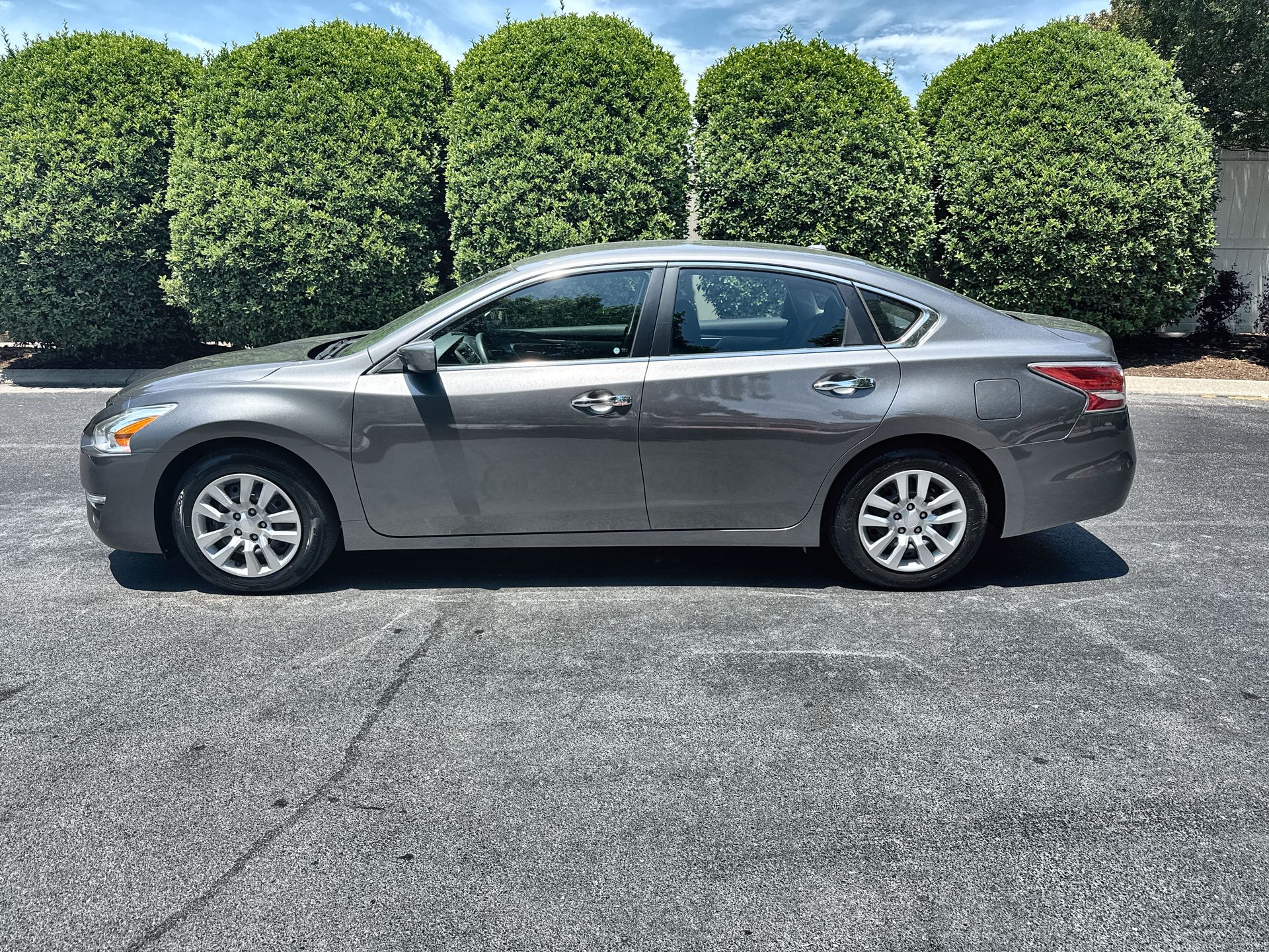 2015 Nissan Altima 2.5 S's photo