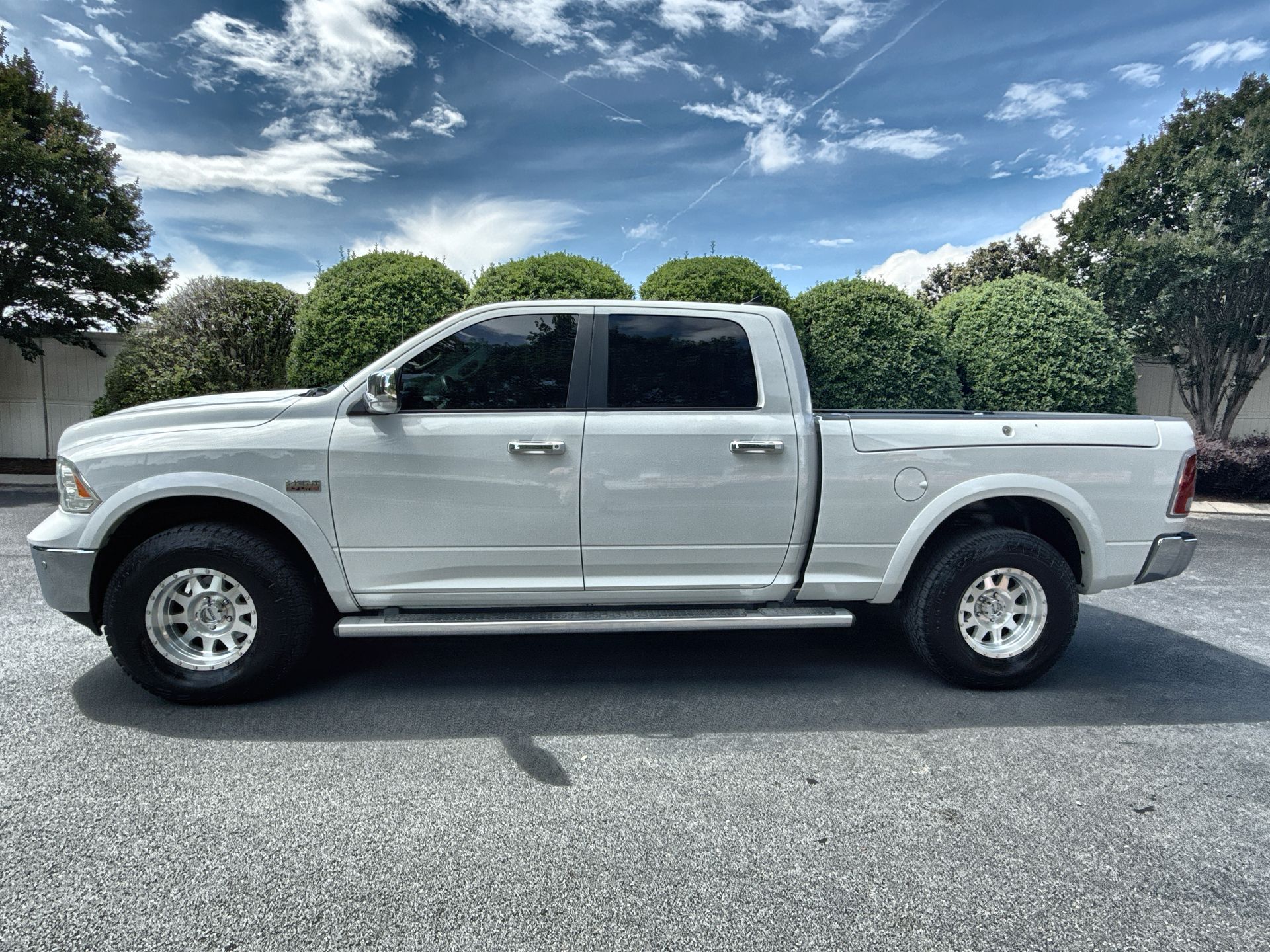 2017 RAM 1500 Laramie 4x4 Crew Cab 6'4's photo