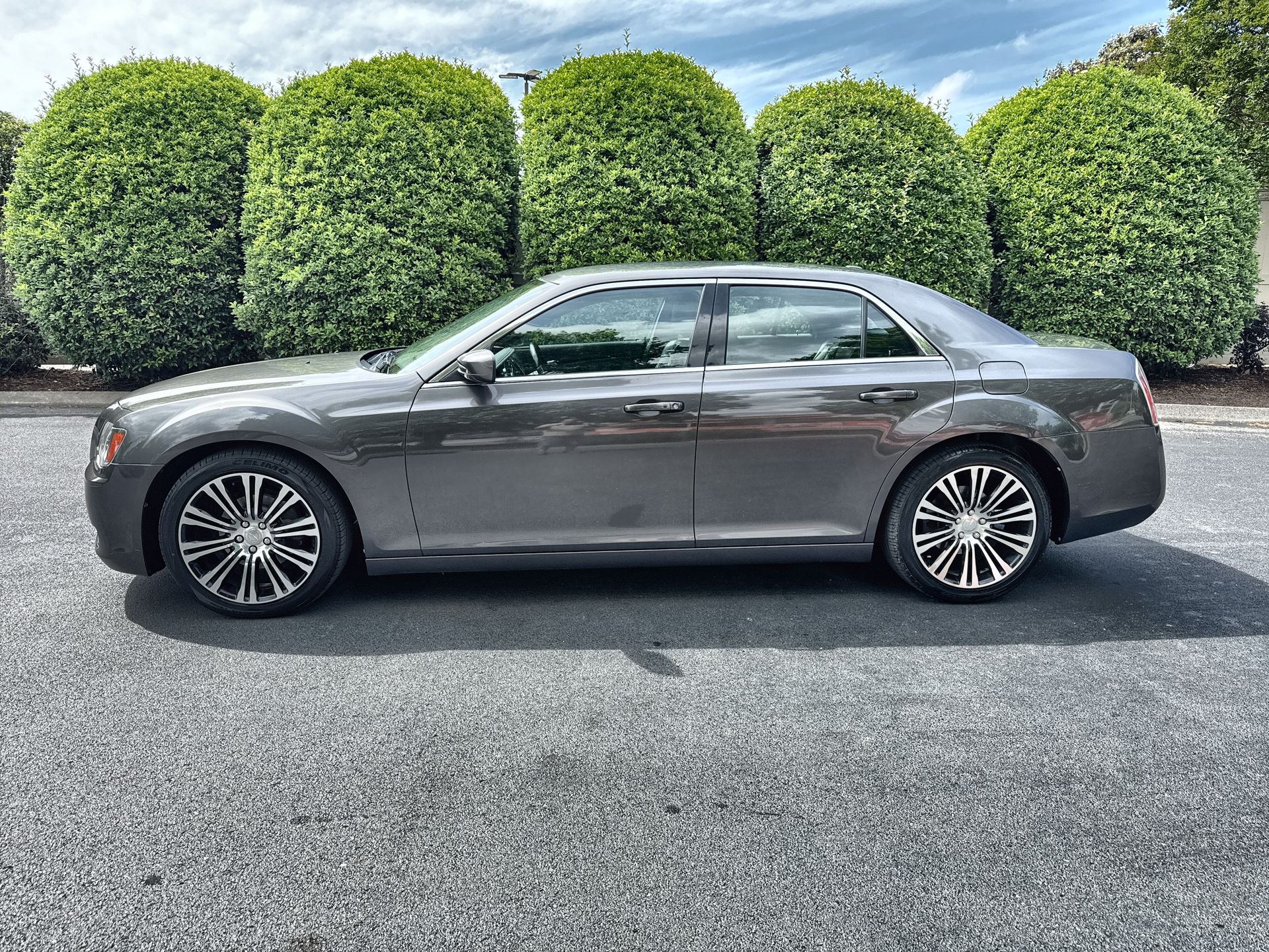 2013 Chrysler 300 S V6's photo