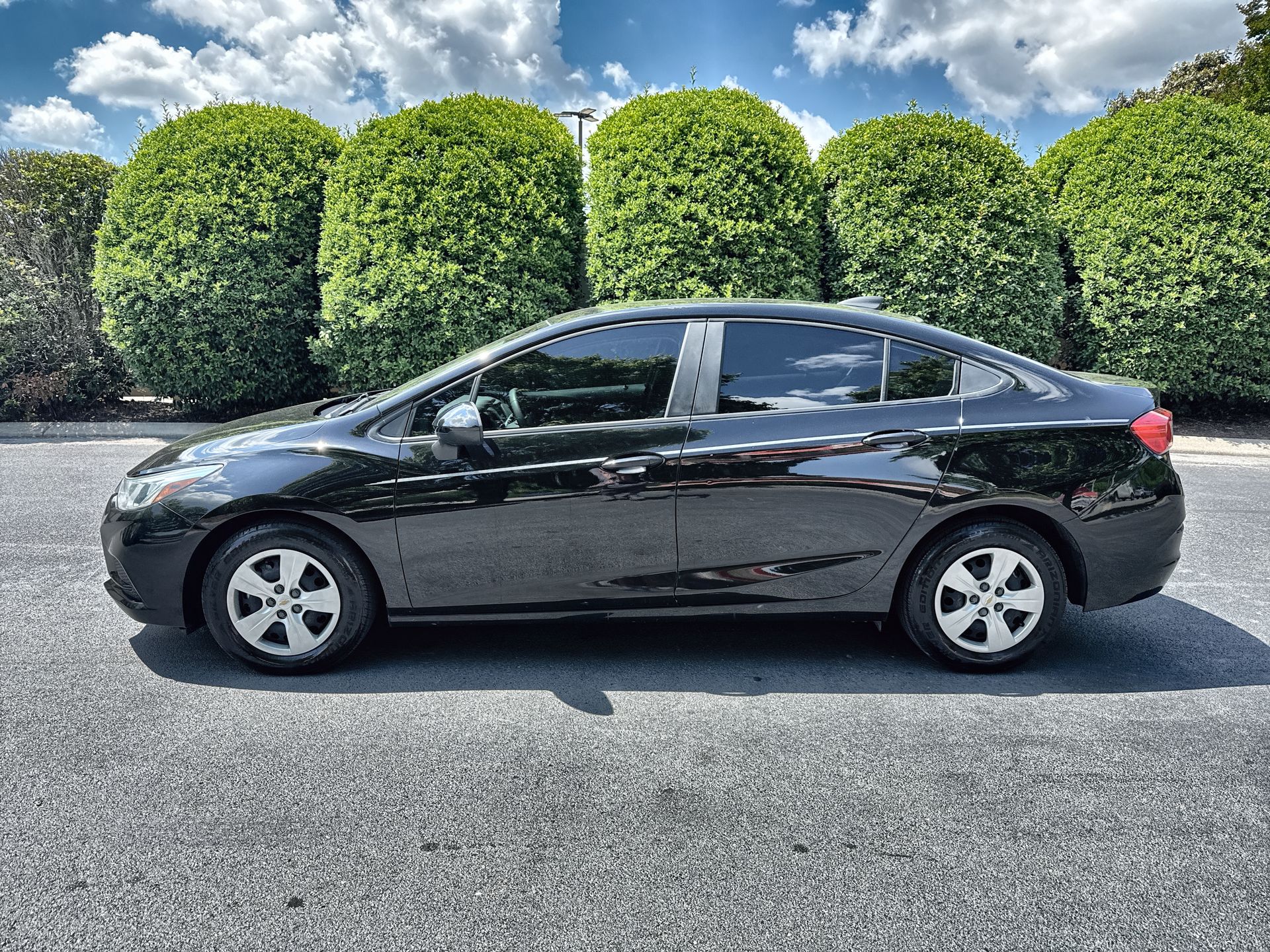2018 Chevrolet Cruze LS Auto's photo