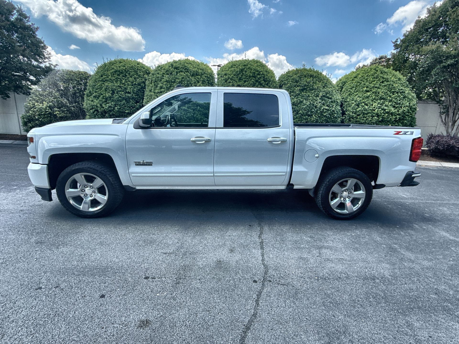 2018 Chevrolet Silverado 1500 LT Z71 4X4 Crew Cab Short Box's photo