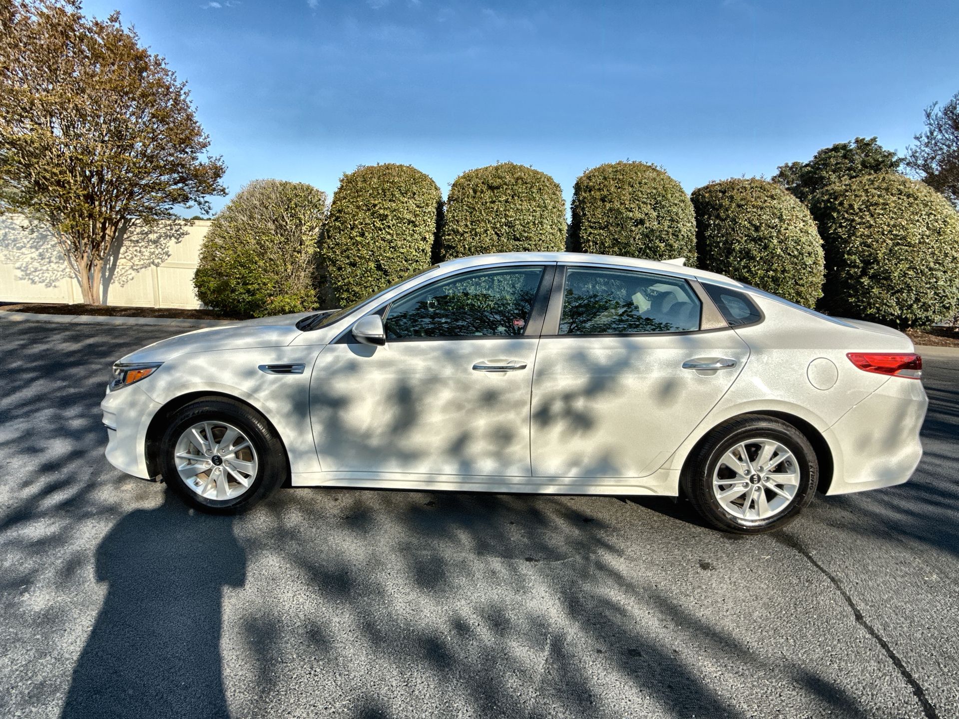 2018 Kia Optima LX AT's photo