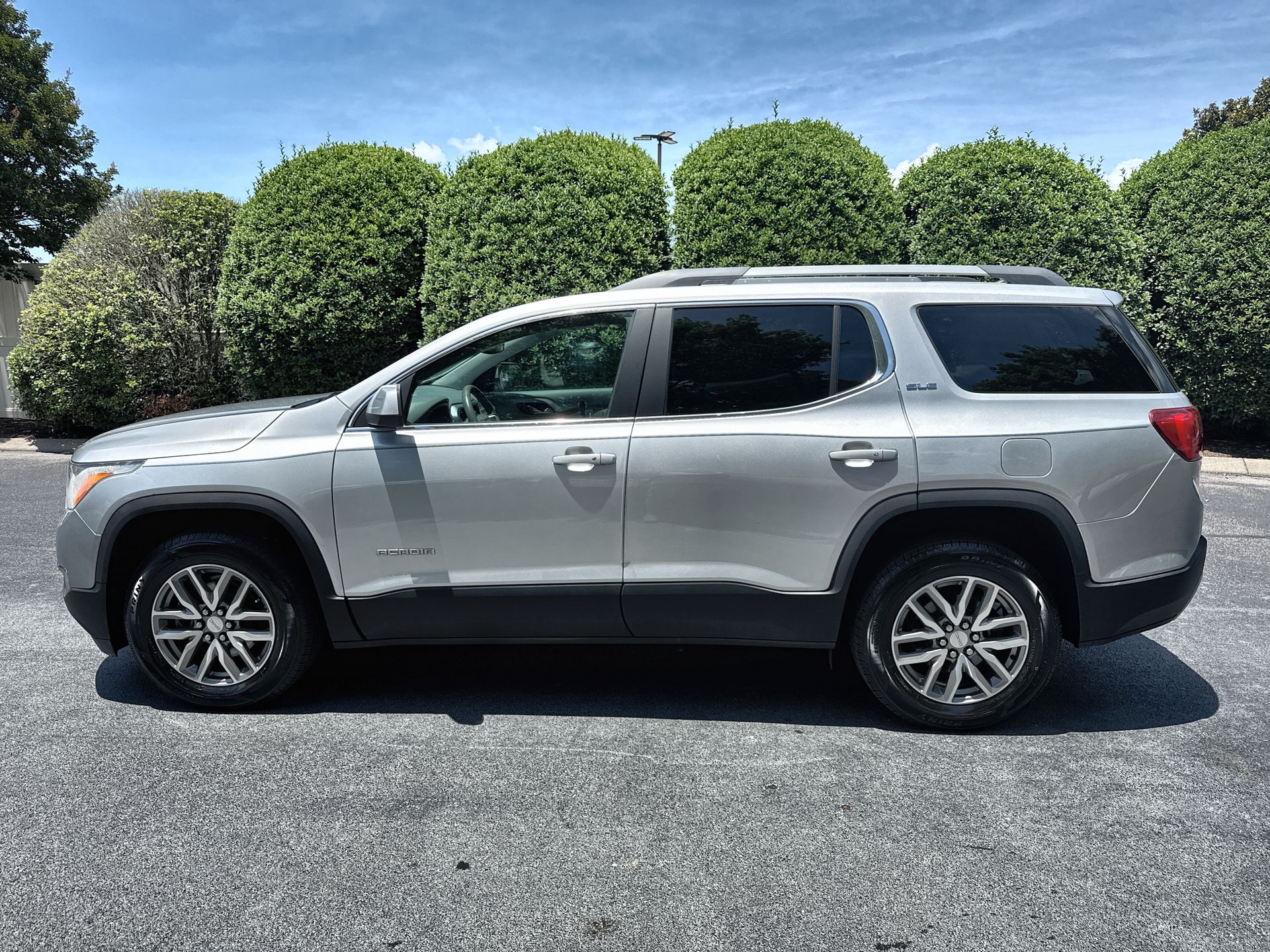 2018 GMC Acadia SLE-2 FWD's photo