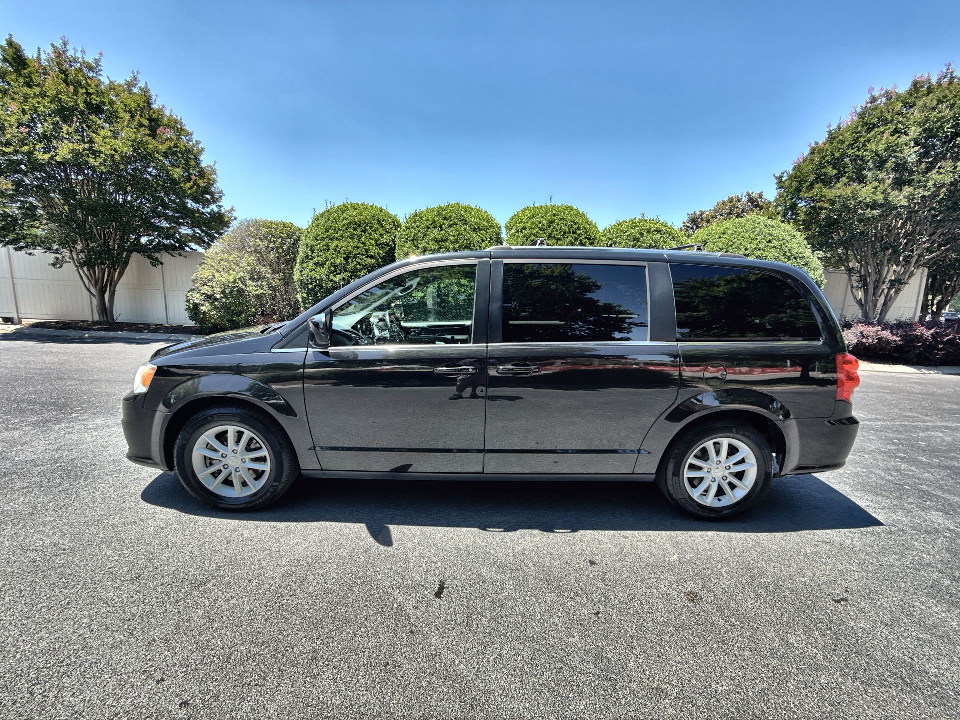 2018 Dodge Grand Caravan SXT's photo