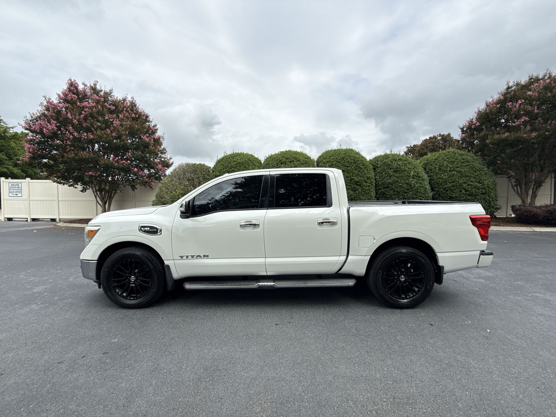 2017 Nissan Titan