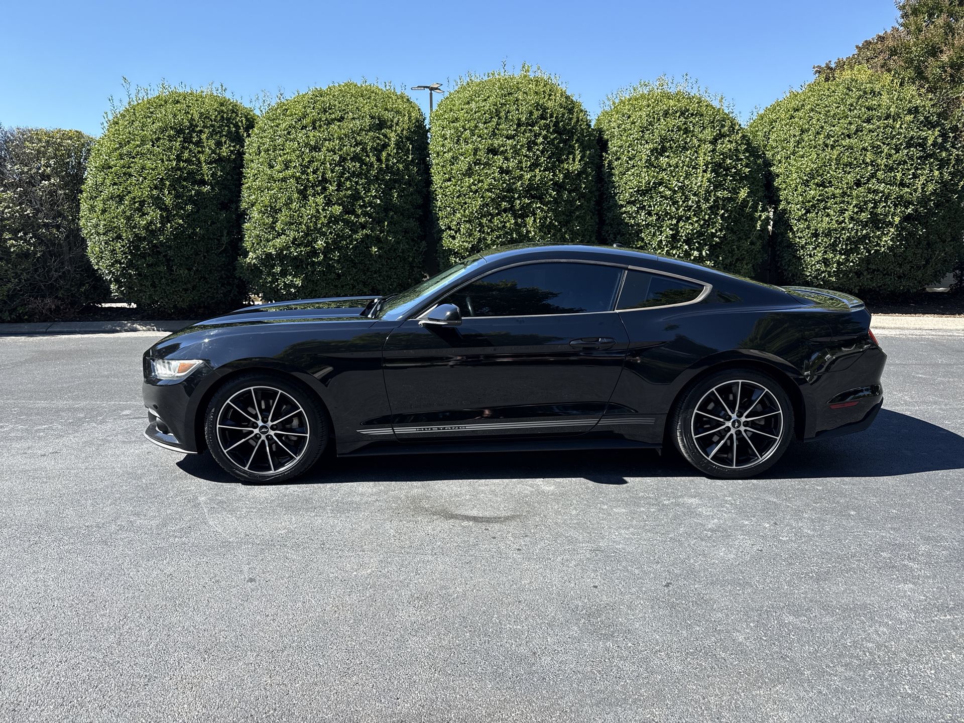 2016 Ford Mustang EcoBoost Premium