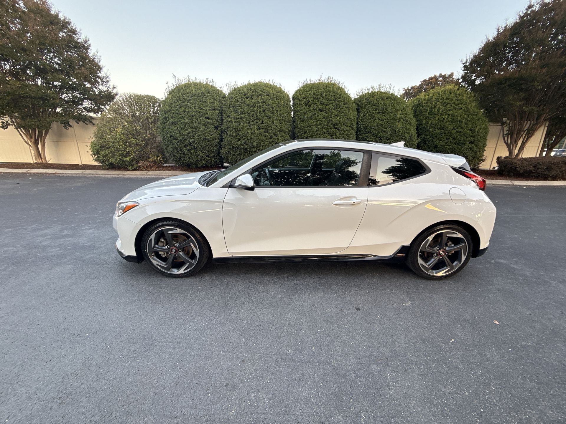 2020 Hyundai Veloster