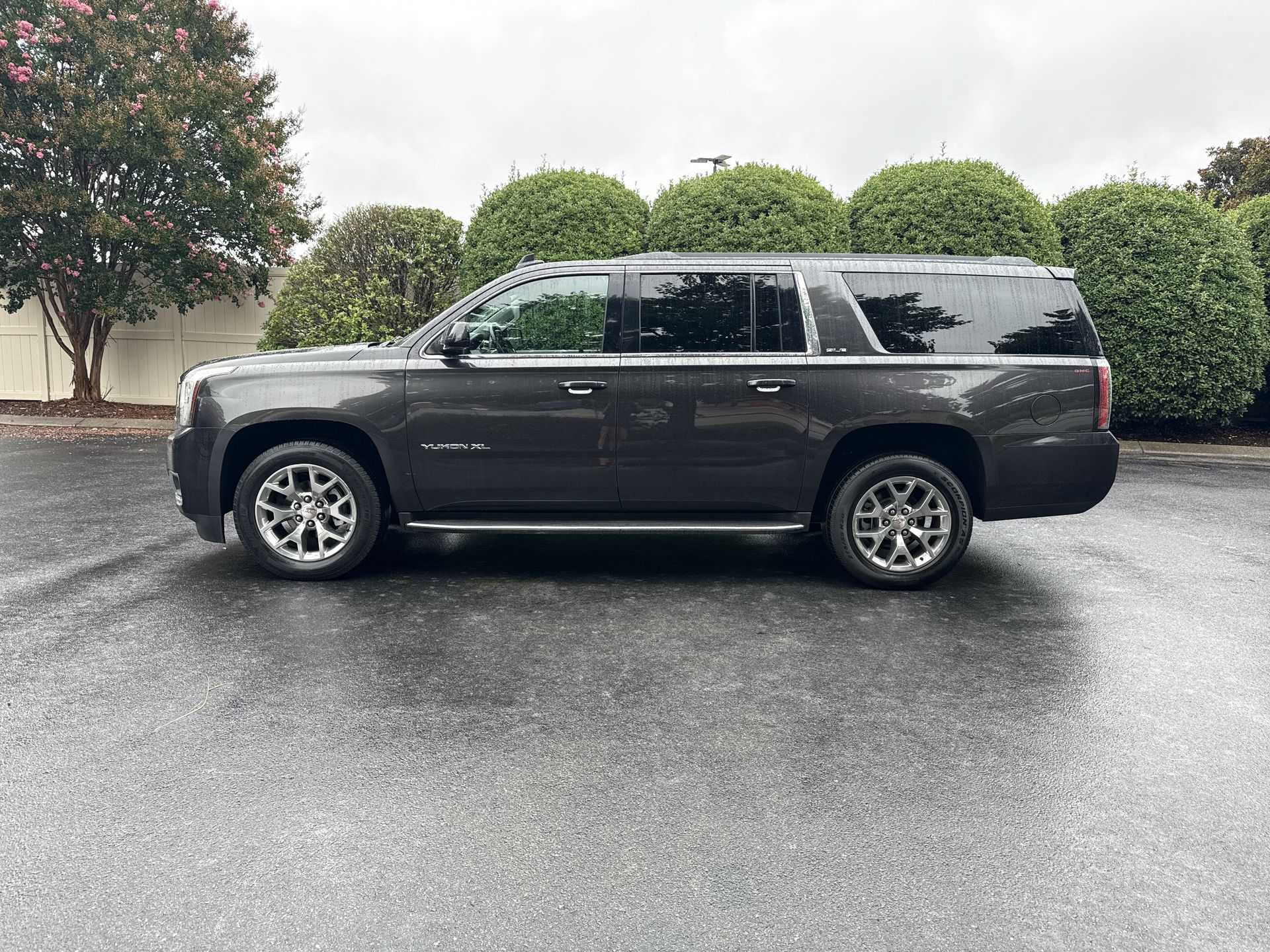 2017 GMC Yukon XL SLE